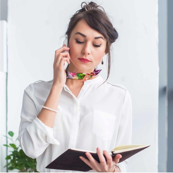 Scarves - Set of 3 random picks - Picture 9 of 9